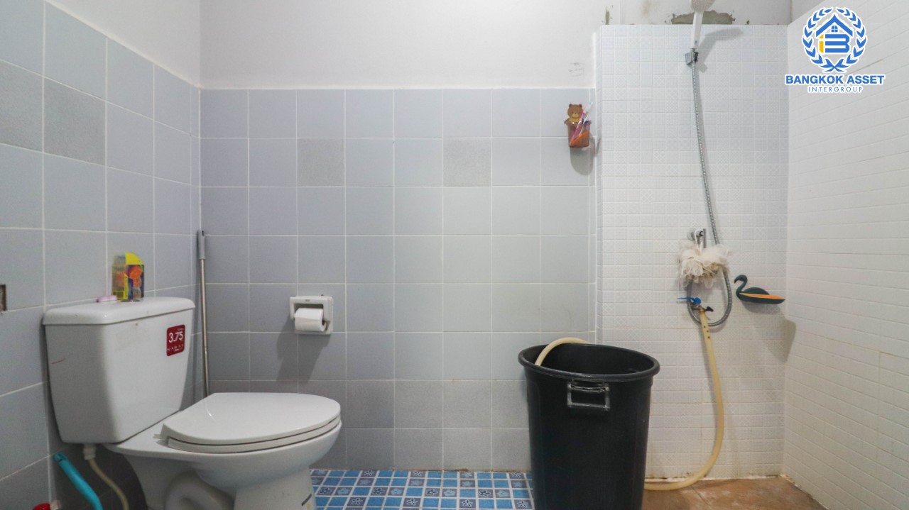 *****ทาวน์เฮ้าส์มือสอง นนทบุรี ม.มนวดีพาร์ค กาญจนาภิเษก เนื้อที่กว้าง 16 ตร.ว. ฟังก์ชัน 2 ห้องนอน 2 ห้องน้ำ 1 ที่จอดรถ ภายในสภาพสวย มาพร้อมราคาสุดคุ้ม! บนทำเลเดินทางสะดวก เชื่อมต่อถนนกาญจนาภิเษก ถนนรัตนาธิเบศร์ ใกล้รถไฟฟ้าสายสีม่วง "สถานีคลองบางไผ่" และใกล้จุดขึ้นทางด่วน "กาญจนาภิเษก" จองเลย!